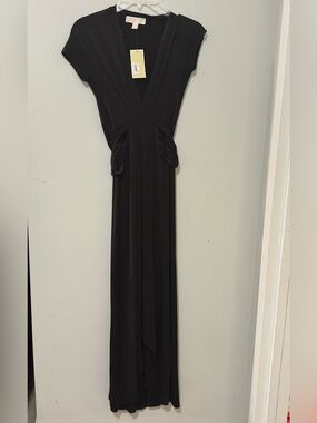 Michael Kors NWT Black V-Neck Maxi Dress - Elegant Women's Evening Gown